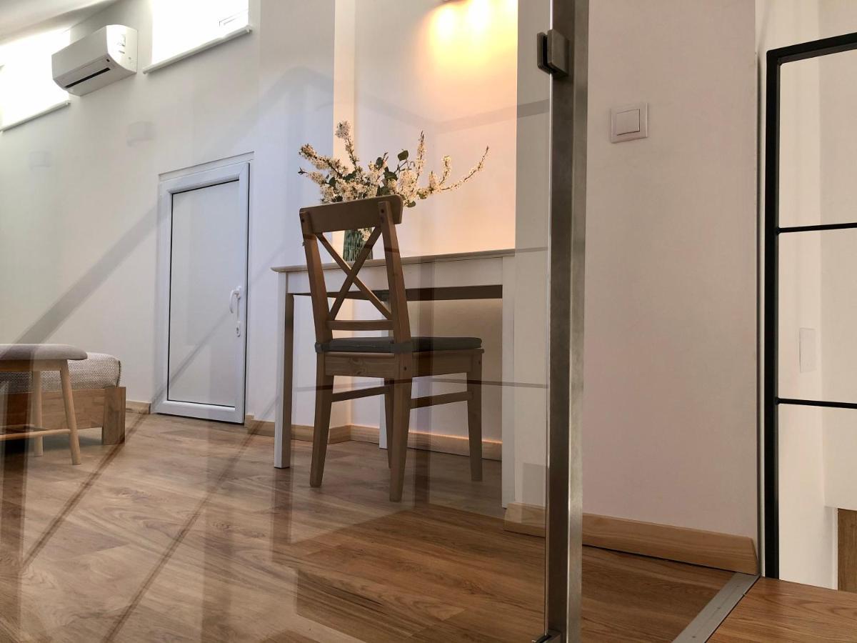 Comfy Patogus Namai Lägenhet Kaunas Exteriör bild